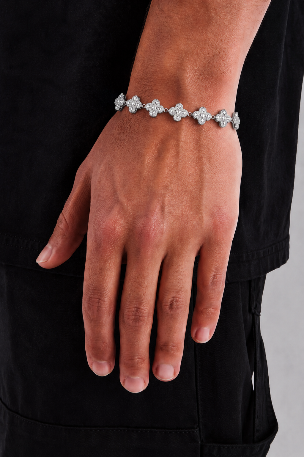 Iced Clover Bracelet — Silver