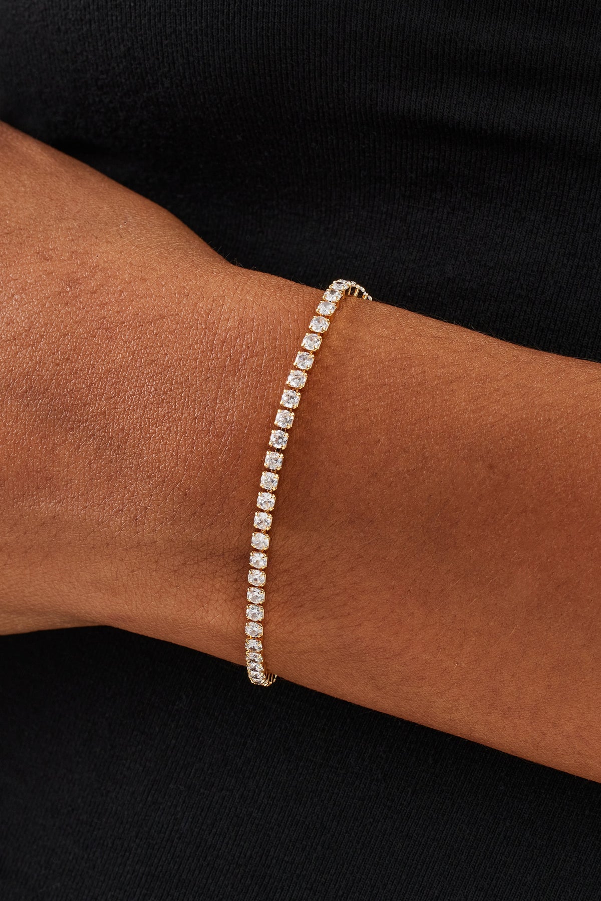 Unisex 2.5mm Gold Plated Bracelet